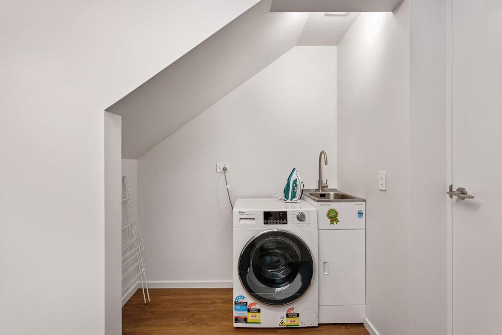 Apartamento Stylish Brand New Sunny 3Bdrm 3Bth Garage Sleeps 6 Christchurch Exterior foto