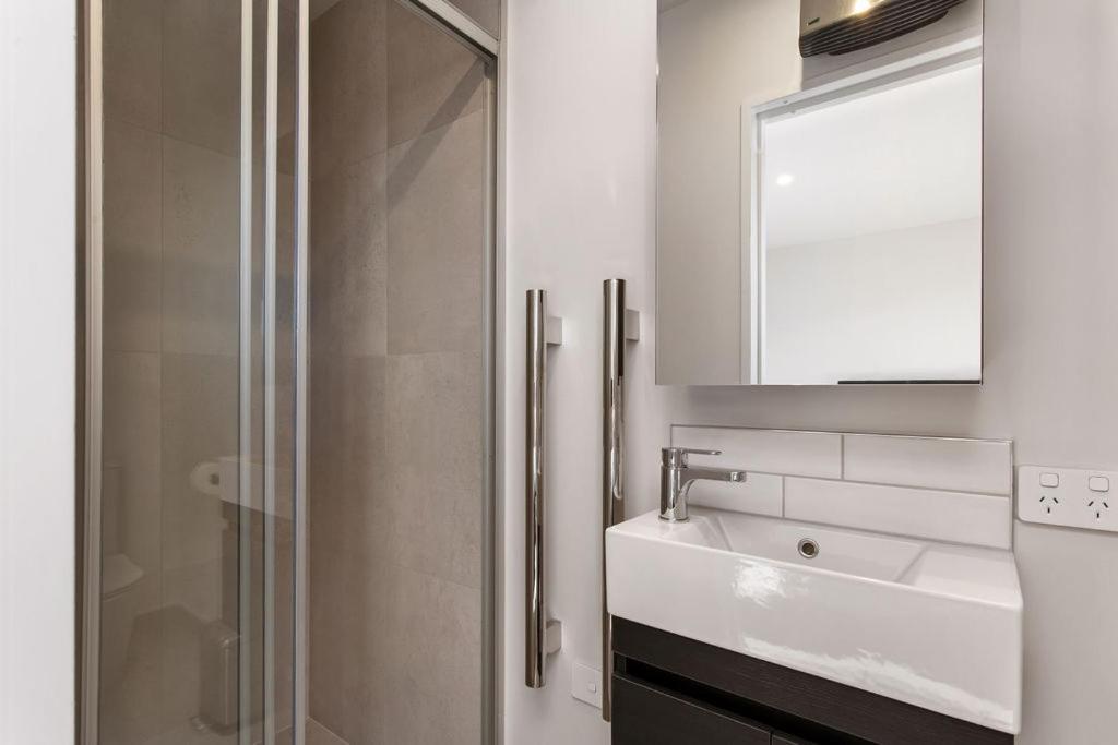 Apartamento Stylish Brand New Sunny 3Bdrm 3Bth Garage Sleeps 6 Christchurch Exterior foto